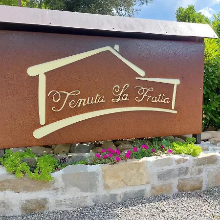 Tenuta La Fratta Country house *