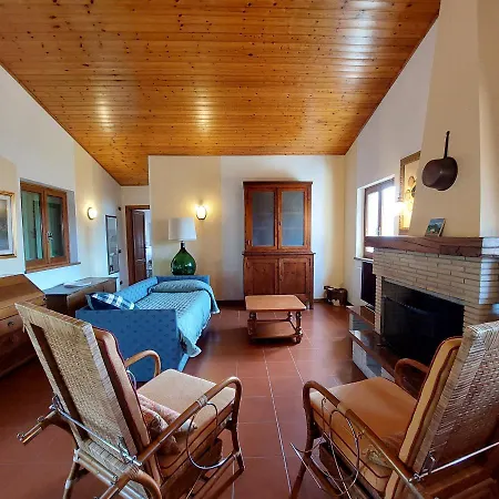 Country house Tenuta La Fratta *